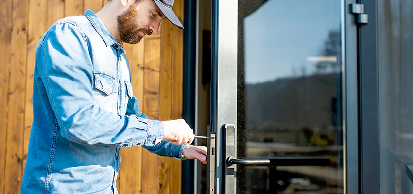 Frameless Glass Storefront Door Locks Replacement in Lodi, CA