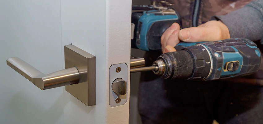 Broken Door Handle Lock Repair in Lodi, California